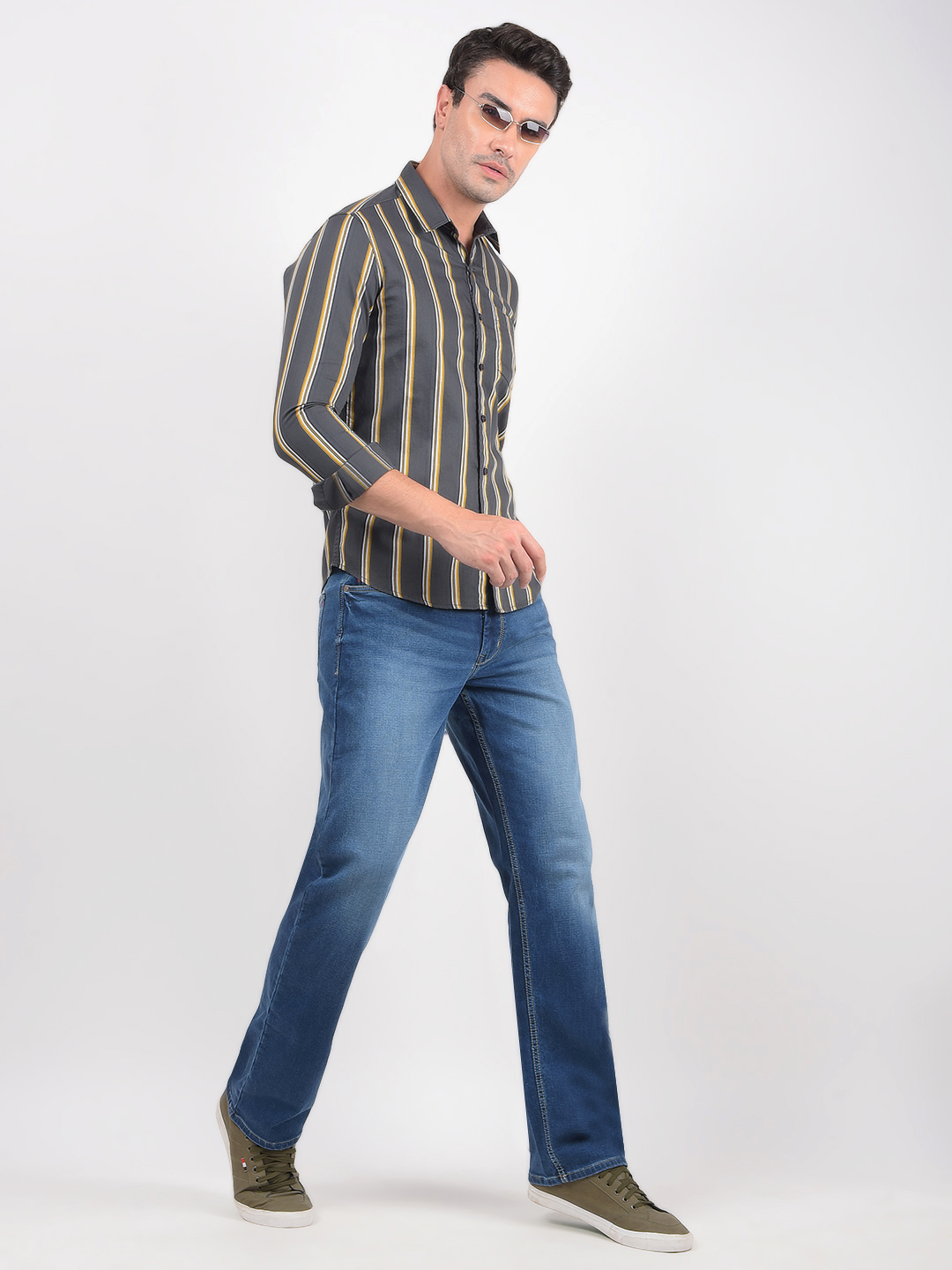 Numero Uno Men Solid Blue Jeans